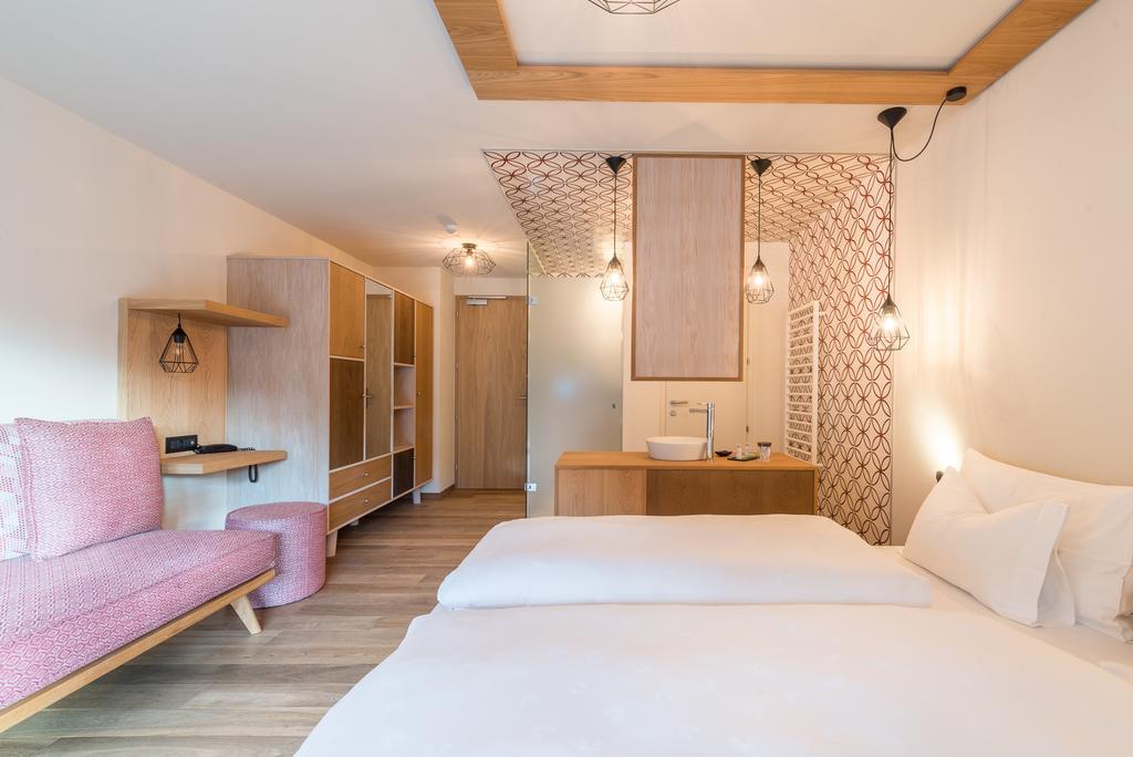 Hotel Tofana Сан-Кассиано Экстерьер фото